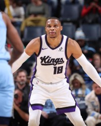 半岛体育官网-NBA-威斯布鲁克25分斯莫尔21分 国王险胜灰熊