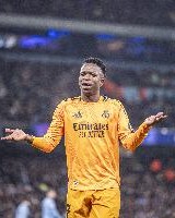 半岛体育入口-记者：皇马厌倦了维尼修斯说他手里有沙特巨额报价