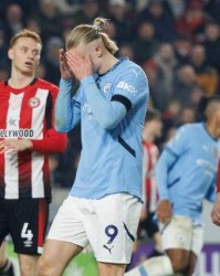 2比0领先有多苦？曼城：我们体能崩了，真扛不住！