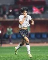 媒体人：得踢得像个职业队，不能让一般的队伍在我们面前成为强队