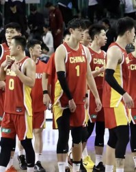 半岛体育登录-中国男篮最新大名单公布，赵睿不受影响，周琦淘汰，徐杰终于入选